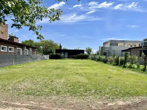 Venta LOTE en LAS CASUARINAS - BARRIO PRIVADO EN IBARLUCEA