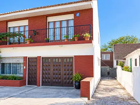OPORTUNIDAD 2 CASAS EN BLOCK 5AMB COLINAS P.RAMOS