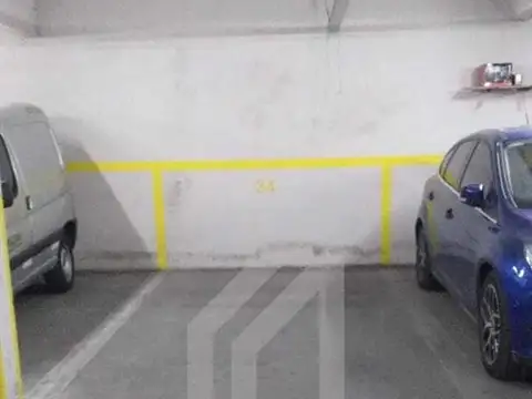 Cochera en Venta Cubierta