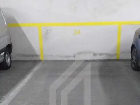 Cochera en Venta Fija
