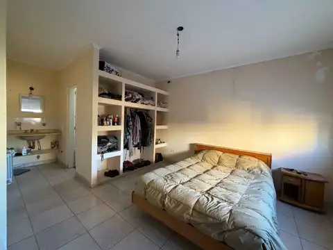 Depto Tipo Casa 4 ambientes con 2 baños
