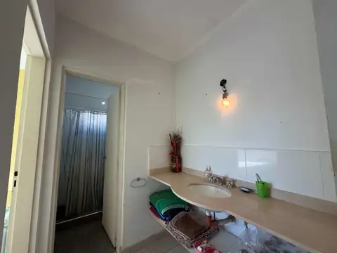 Depto Tipo Casa en Venta con 1 cocheras