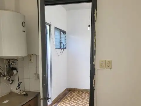 PH en alquiler - 1 Dormitorio 1 Baño - Los Hornos