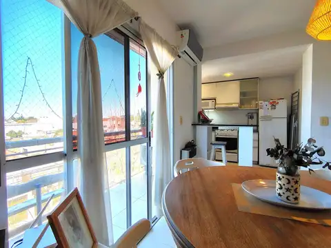 Depto. en Venta 3 Amb. Haedo Chico al Frente Cochera