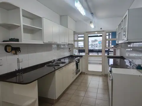 Departamento en Venta de 5 ambientes