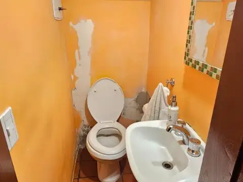 Depto Tipo Casa 3 ambientes con 2 baños
