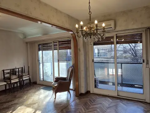 DEPARTAMENTO 6 AMBIENTES CON BALCÓN AL FRENTE VILLA CRESPO
