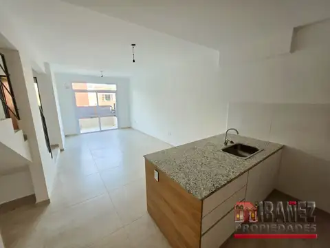 Depto Tipo Casa en Venta en Villa Urquiza, USD 189.000