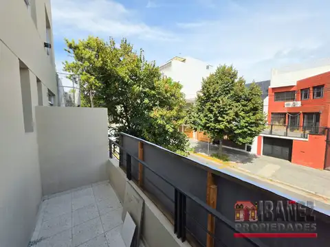 Depto Tipo Casa en Venta al Oeste
