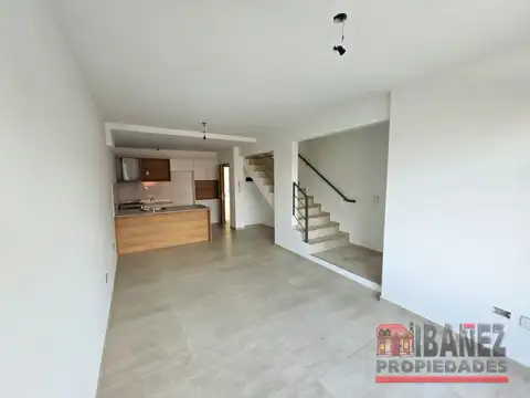 Depto Tipo Casa en Venta de 2 dormitorios