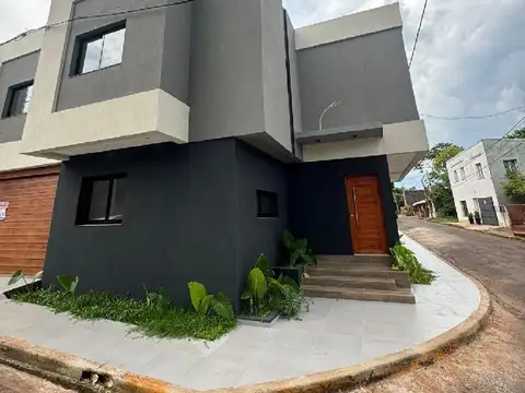 Casa en Alquiler de 3 dormitorios