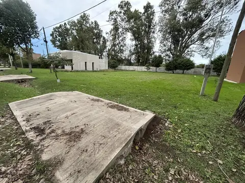 Terreno en Venta 30  mts Fondo