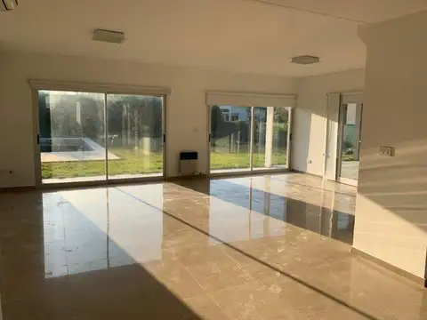 Casa en Alquiler A Estrenar