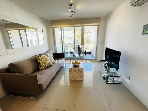 Departamento en Alquiler Temporal en Playa Brava, USD 4.200