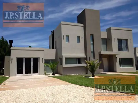 Excelente Casa 5 Amb c/Garage 2 autos - Pinamar - Barrio La Herradura