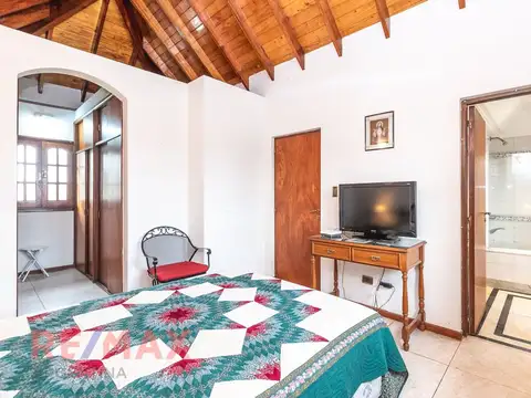 CASA 6 AMB. VENTA CIUDAD EVITA