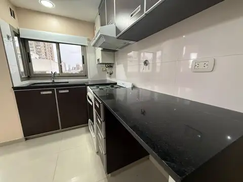 Alquiler departamento 2 ambientes con cochera Quilmes Centro