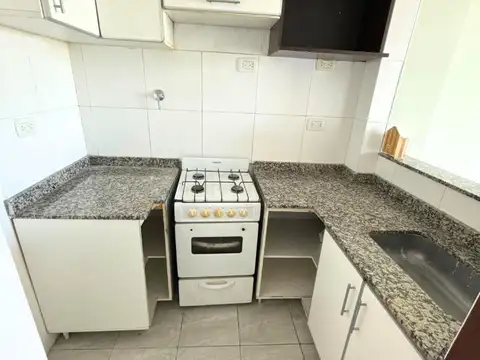 Departamento en Alquiler en Remedios de Escalada, $ 750.000