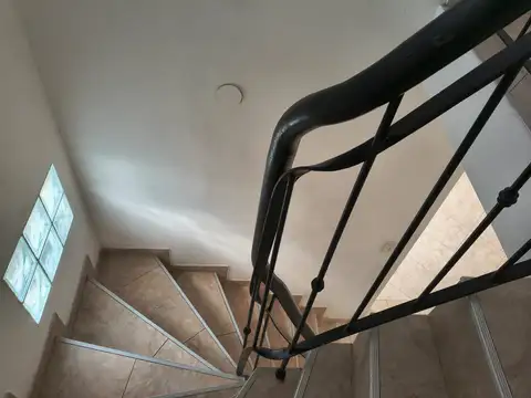 Depto Tipo Casa en Alquiler en Los Polvorines, $ 1.100.000