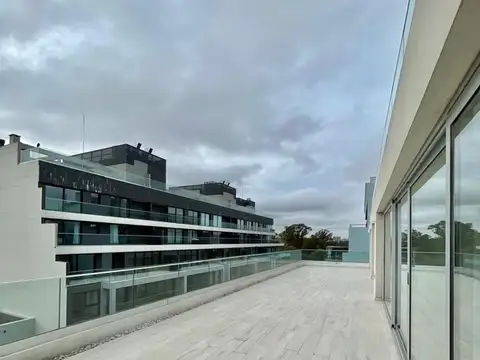 Departamento en Alquiler con 1 cocheras