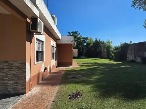 Casa + terreno lindero en venta