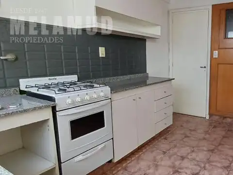 Depto Tipo Casa 4 ambientes con 2 baños