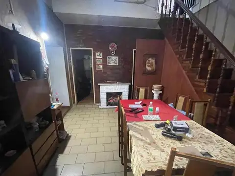 Depto Tipo Casa en Venta de 3 ambientes
