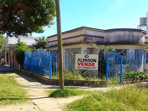 Casa | en Esquina | 2 Dormitorios | Fray Luis Beltrán