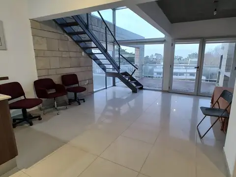 Departamento Triplex 2 Dormitorios en Venta en Pinamar Zona Centro Playa