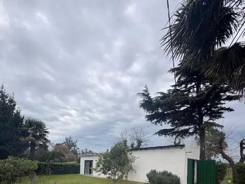 CASA QUINTA EN AMPLIO LOTE, KM3 RUTA 88