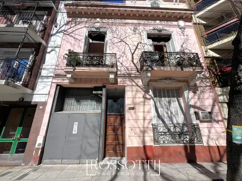 Hermosa casa 5 ambientes, Terraza con Quincho/Playroom - Garage y mas...
