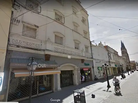depto 3 dormitorios en venta  calle Caseros al 700