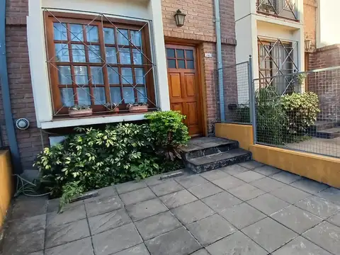 Depto Tipo Casa en Venta con 1 cocheras