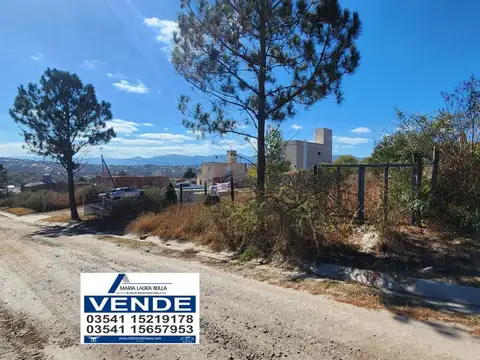 Lote a la venta en Villa Parque Siquiman. (L426)