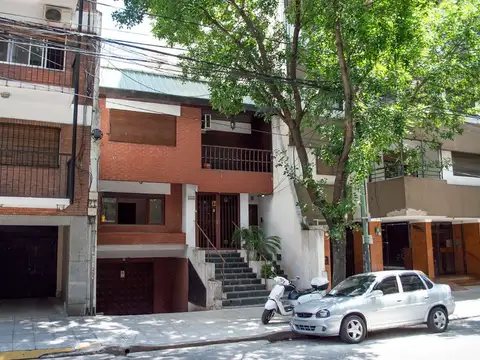 Depto Tipo Casa en Venta de 6 ambientes