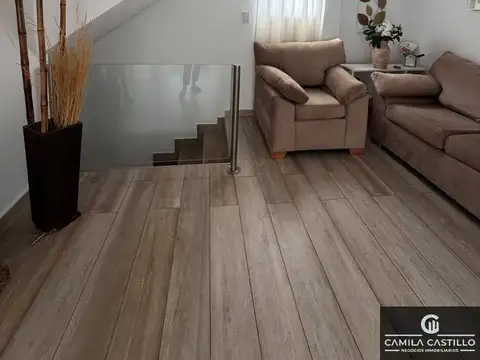 Depto Tipo Casa en Venta en Lomas del Mirador, USD 125.000
