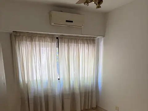 Departamento en Venta en Flores Sur, USD 150.000