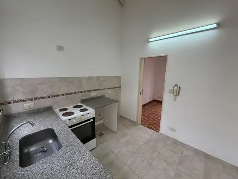 Depto Tipo Casa en Alquiler de 2 ambientes