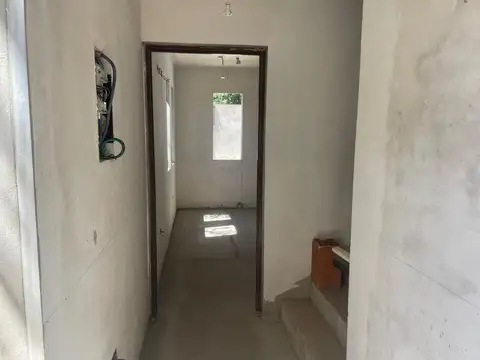 CASA EN VENTA BRANDSEN 2 DORMITORIOS