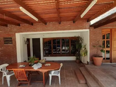 Casa en Venta en Rosario, USD 220.000