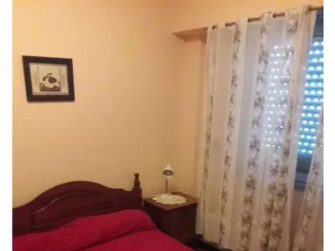 Venta departamento 2 ambientes Miramar amplio con lavadero