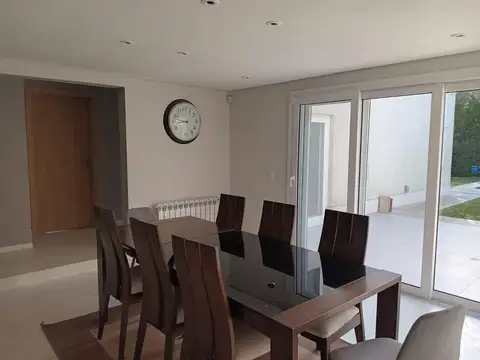 Casa en Venta al Oeste