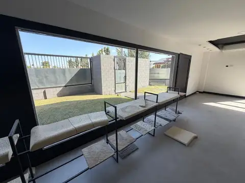 Alquiler Excelente Deposito Parque Industrial Burzaco