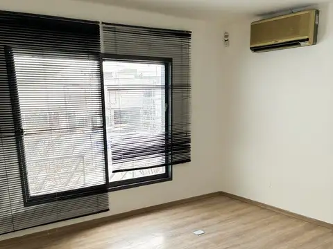 Local en Alquiler en Cerro De Las Rosas, $ 1.500.000