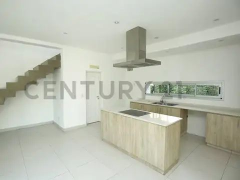 Fincas de Hudson, Calle 137 , Piso 0