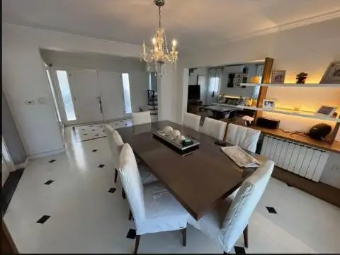 Casa en Alquiler de 4 dormitorios