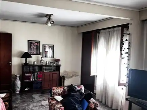 Depto Tipo Casa en Venta con 2