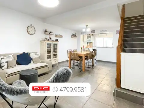 Triplex 4 dormitorios Venta - Olivos-Maipu/Uzal