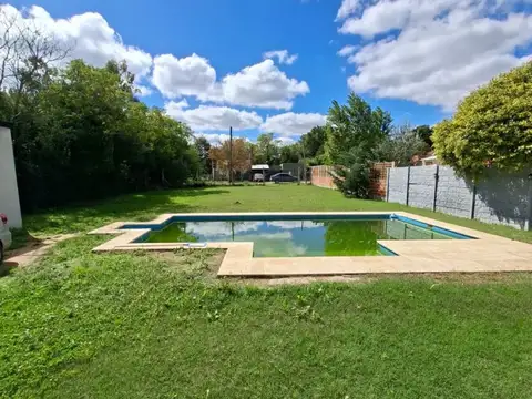 Casa 3 ambientes con 2 baños