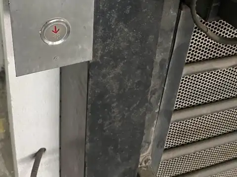 SE VENDEN TRES COHERAS  AV PELLEGRINI 3400